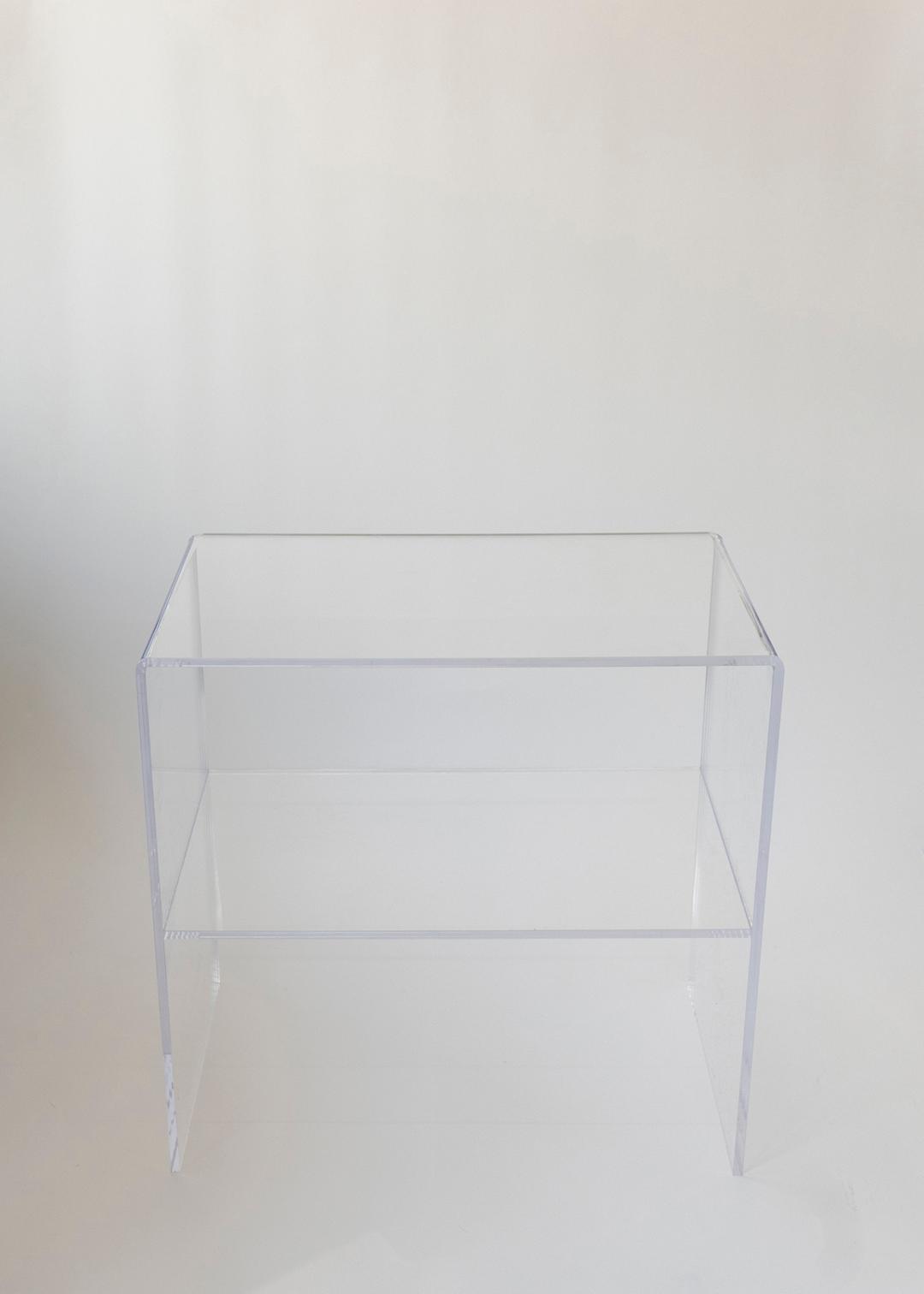 Acryl Side Table 주문 제작