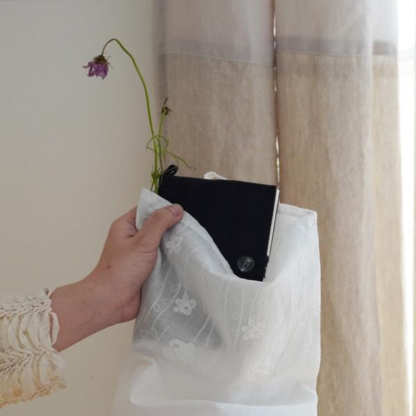 Cosymosy 'Flower Bed' Multi Pouch