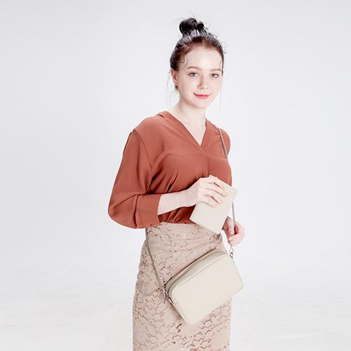 [WLM]도난방지 가죽 스퀘어 백