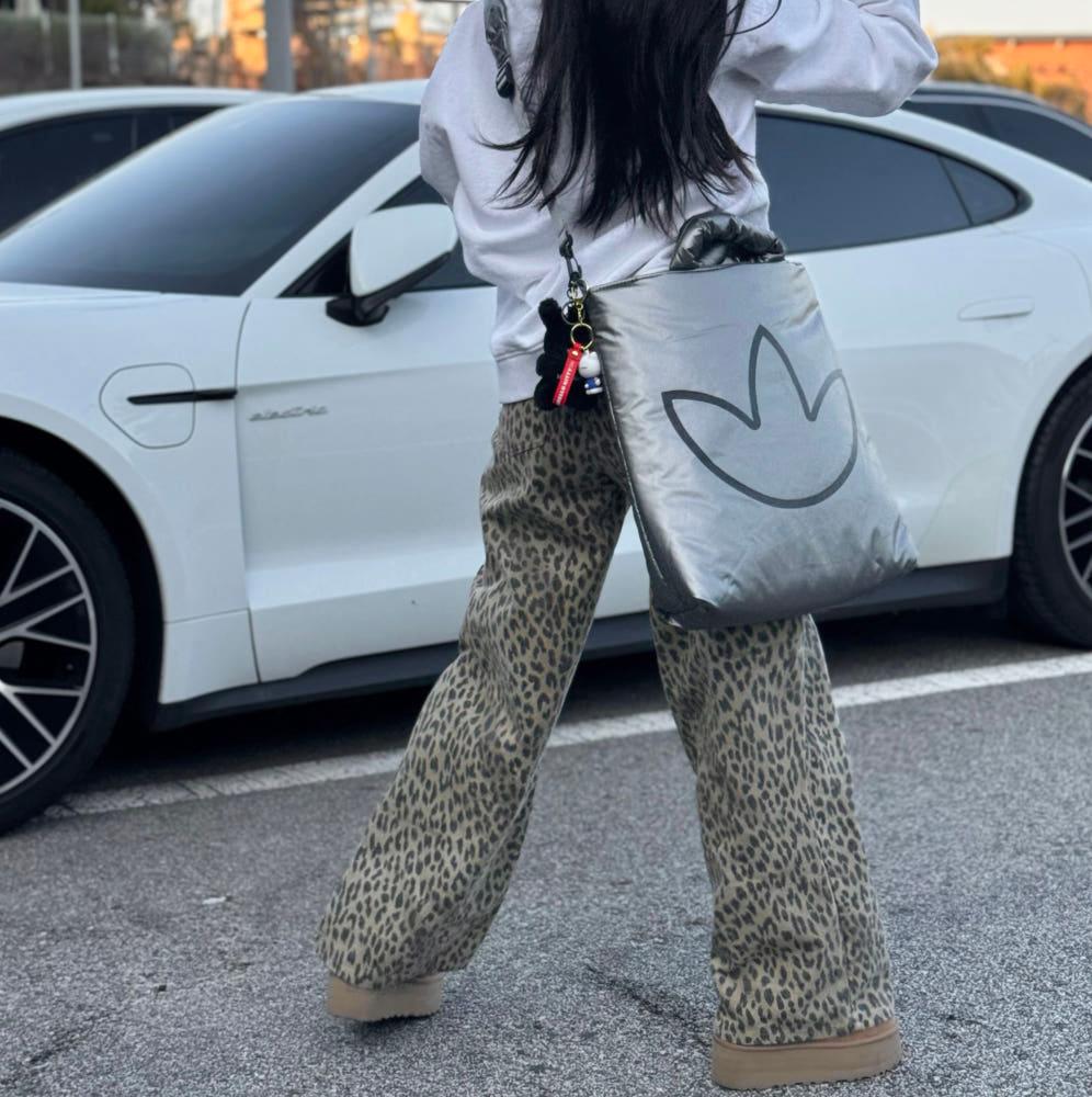 국내배송 / 소프트 레오파드 세미와이드 팬츠