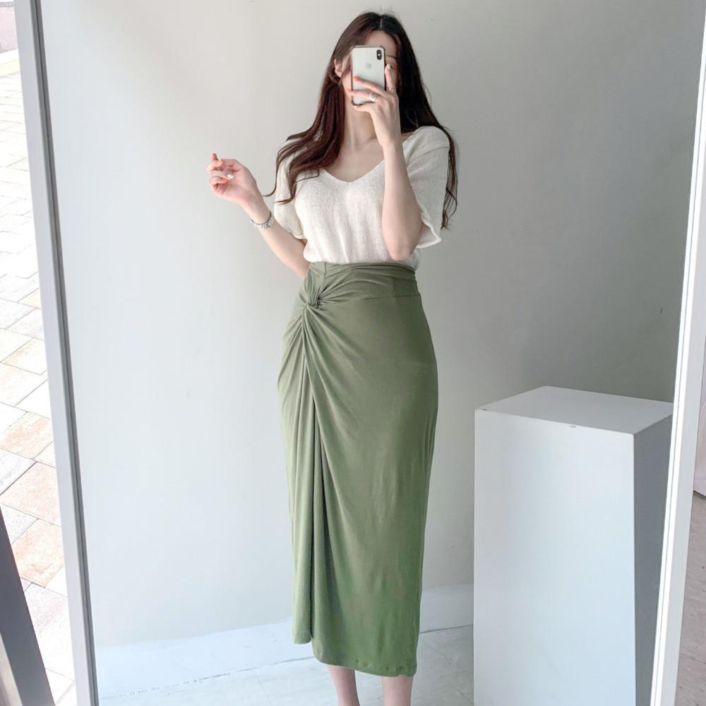 꾸안꾸 하객룩 찰랑찰랑 꼬임 셔링 랩 스판 롱 스커트 벽돌 카키 블랙