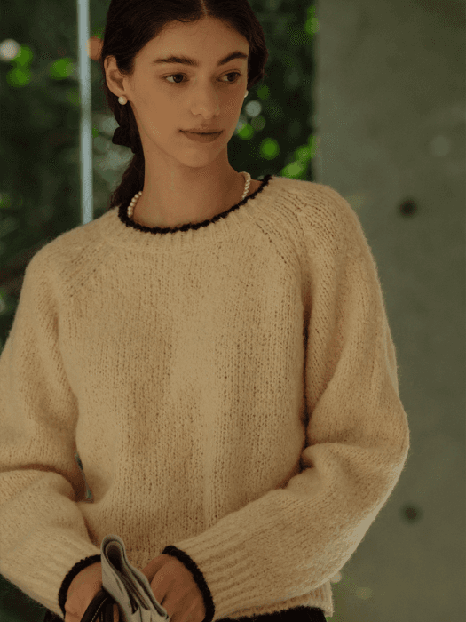 Alpaca coloring knit top_Ivory