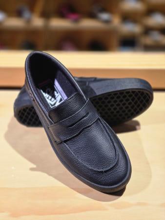 이런 상품 어때요? 반스 스케이트 로퍼 스니커즈 신발 구동화 가죽 운동화 VN000VAQBKA