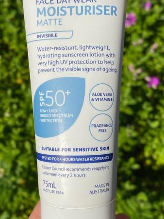 이런 상품 어때요? 캔서 카운슬 페이스 모이스쳐 선크림 SPF50+ (75ml)