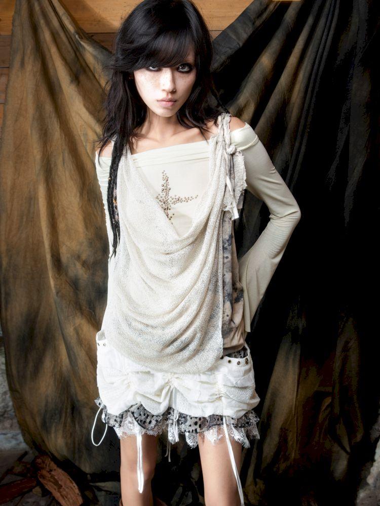 Slim-Fit Off-Shoulder Long-Sleeve T-Shirt【s0000013895】