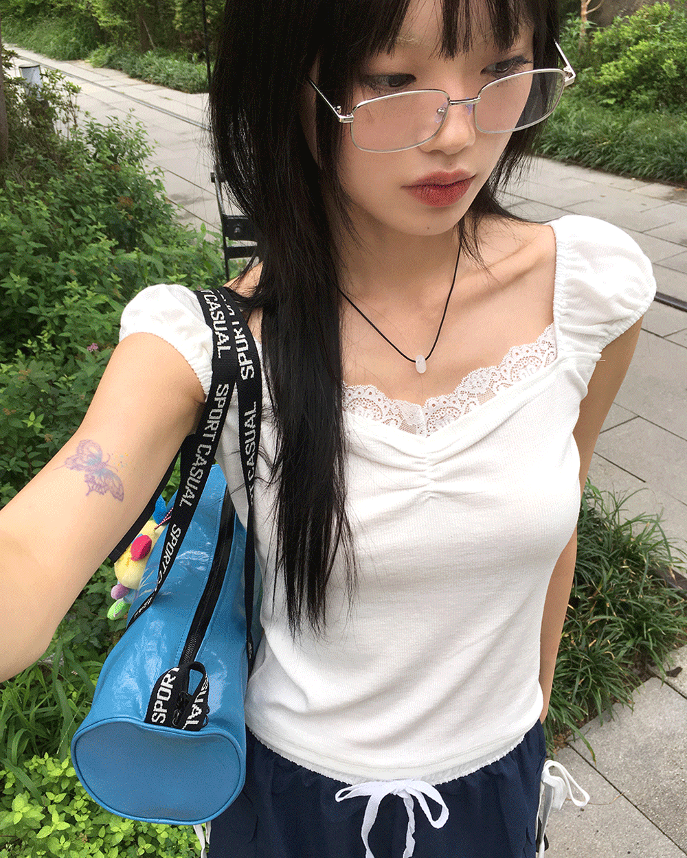 원더원더 위틴 걸코어 레이스 셔링 하트넥 퍼프 나시 티셔츠