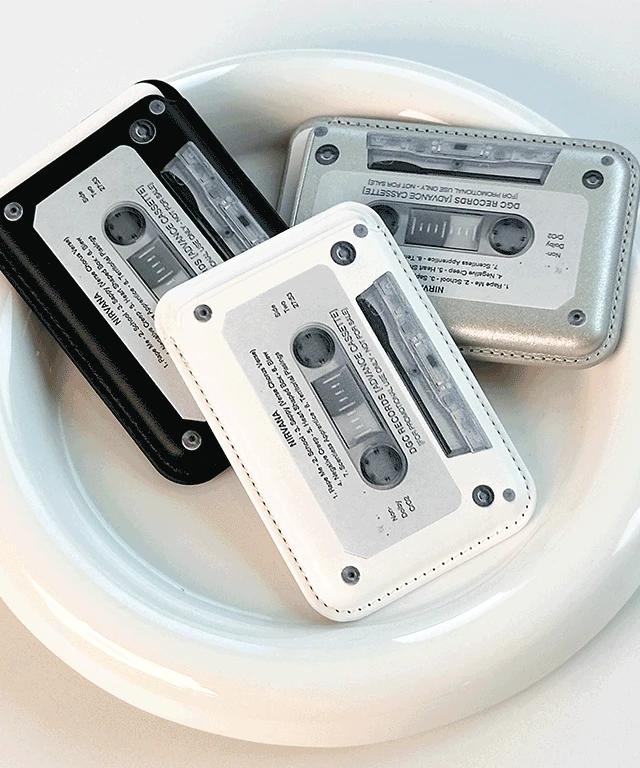 레트로 카세트 맥세이프 카드지갑 케이스