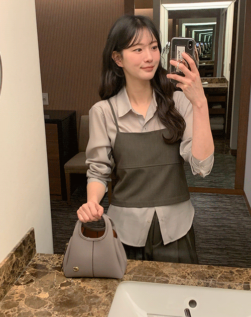 오디너리먼트 와일 스트랩 뷔스티에 탑 2color!