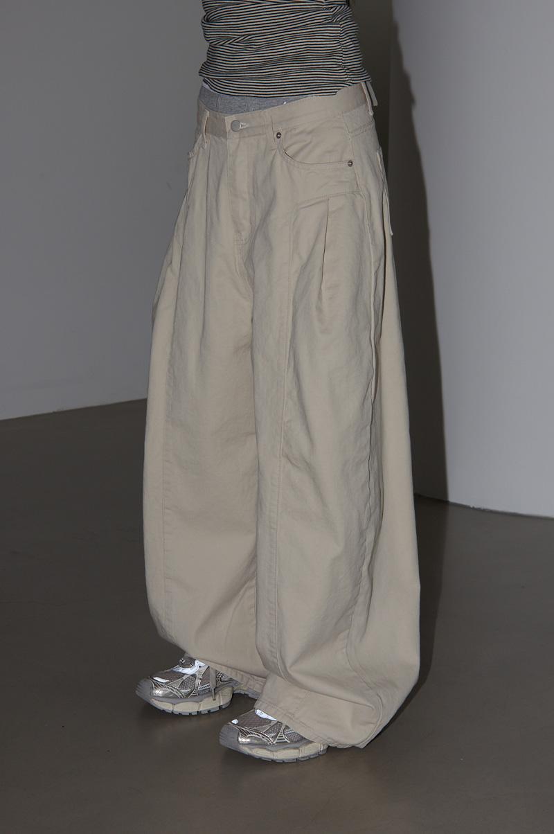 TENJI CURVED MEGA WIDE PANTS