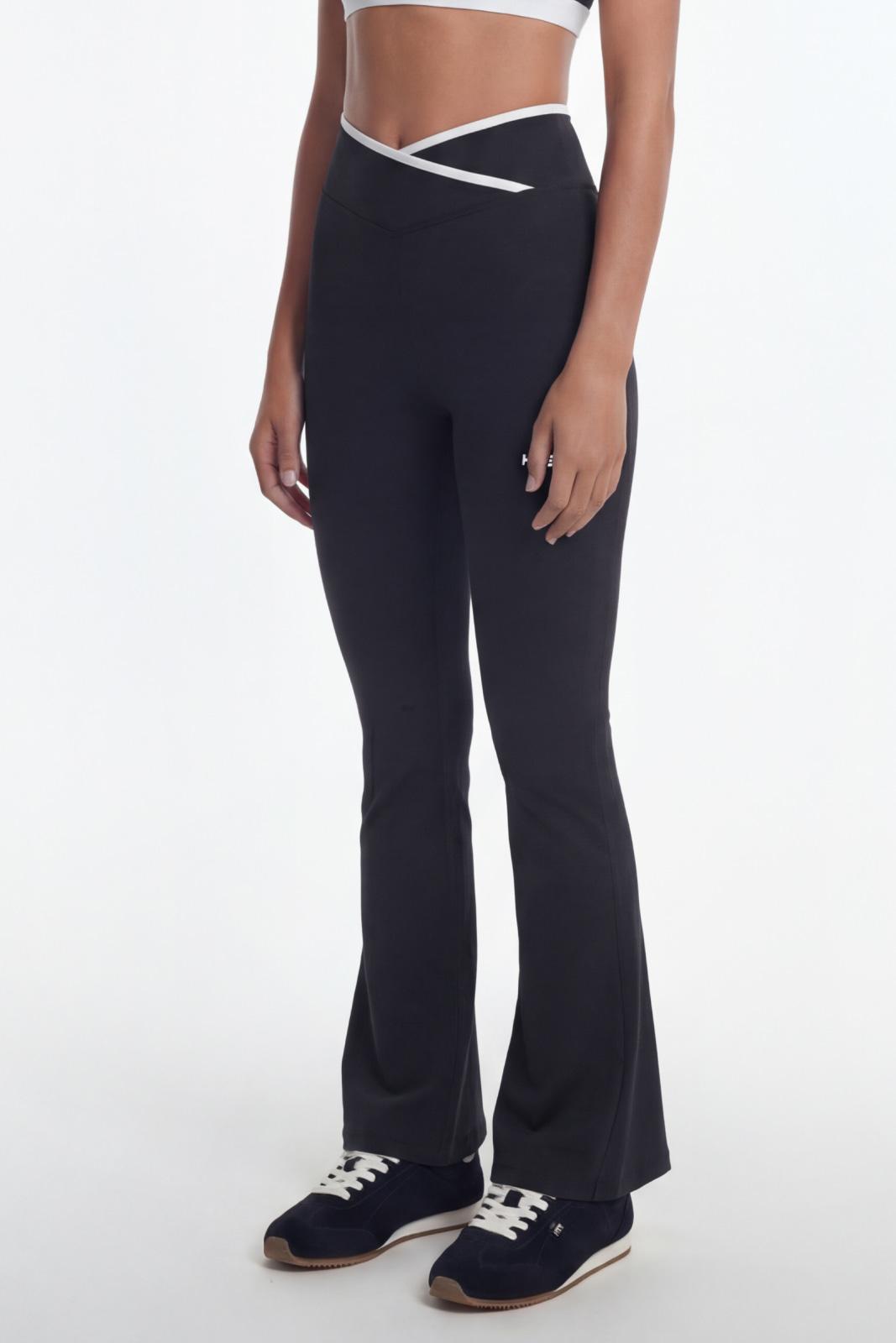 서포트 크로스 부츠컷 레깅스 (Black)