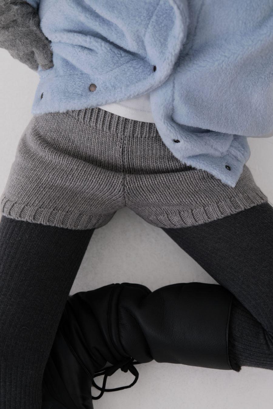 어텀 켈리니트쇼츠
