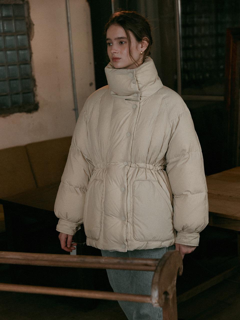 JADE stand collar down padding_ivory