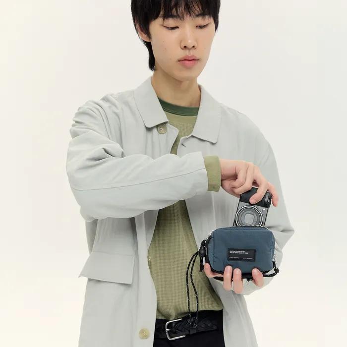 CAMERA POUCH 001 Misty Blue