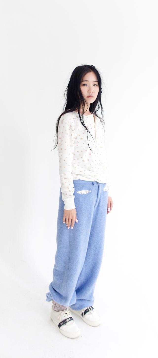 [fa.er.ie] eyelet padded hug top (flower)