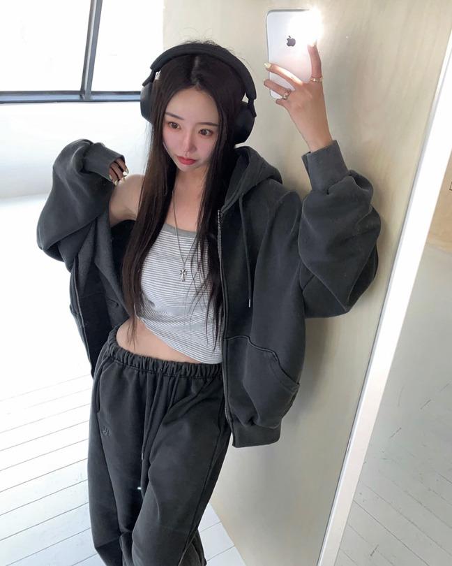 베이델리 [당일출고][MADE/2ps/단독구매가능]플레이 피그먼트 트레이닝 팬츠 세트