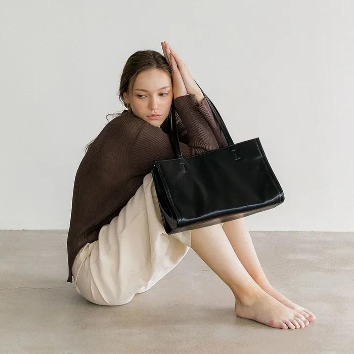Oblong bag 오블롱백 / 블랙