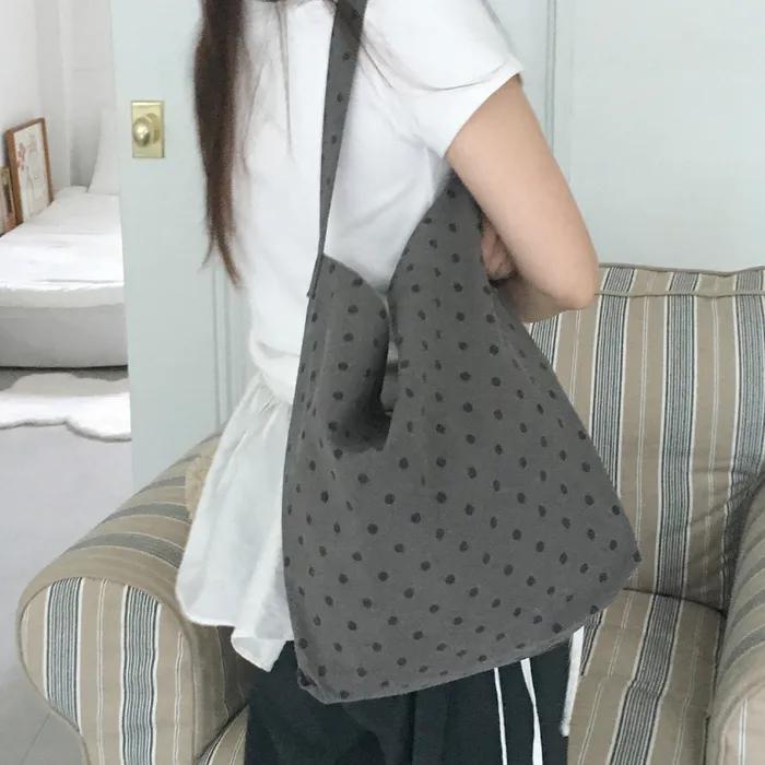Momo Bag_Charcoal