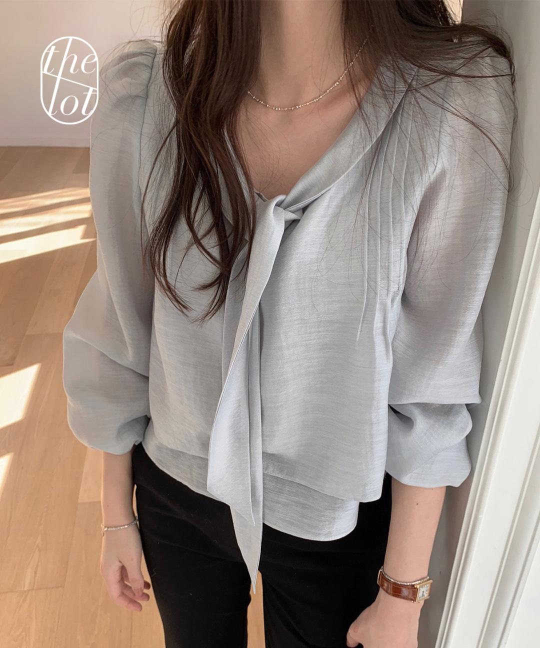 더롯 [pyt] 프리티영띵 로제 레이어 핀턱 타이 퍼프 블라우스 (2color) 스트랩/긴팔/데일리/출근룩/하객룩/모임룩/데이트룩/나들이룩/봄신상