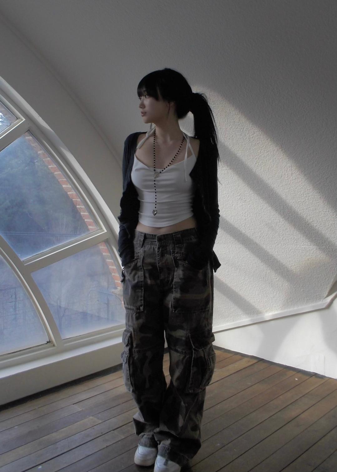 HALTERNECK DRAPE SLEEVELESS