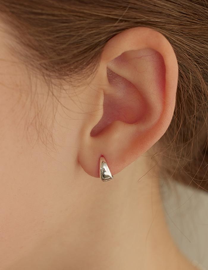 Mini oval corn earring