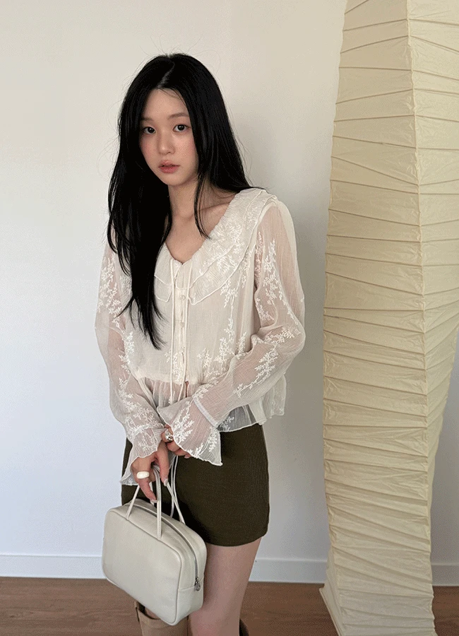 [Spring🎀/크롭ver] Arte crop ruffle blouse (1color)