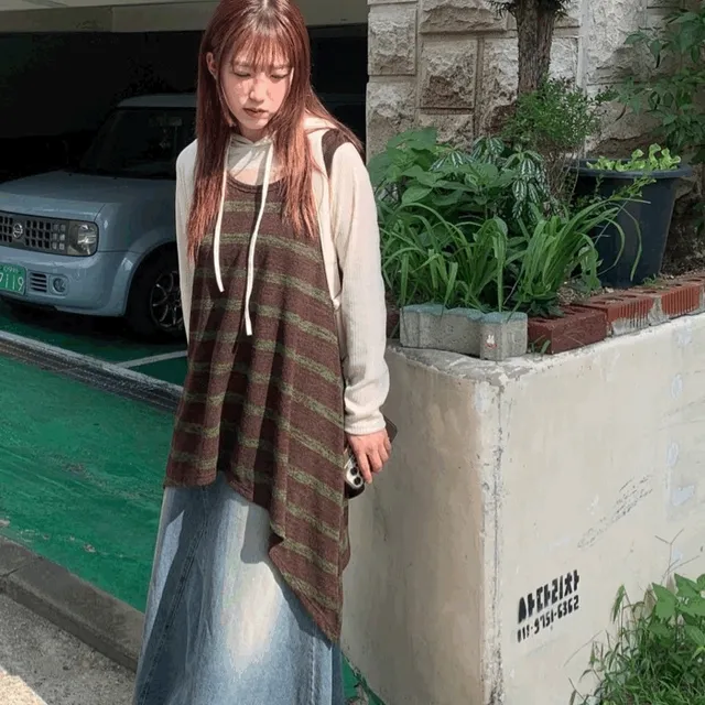 [레이어드/빈티지] 피프 스트라이프 플레어 언발 니트 미디 원피스