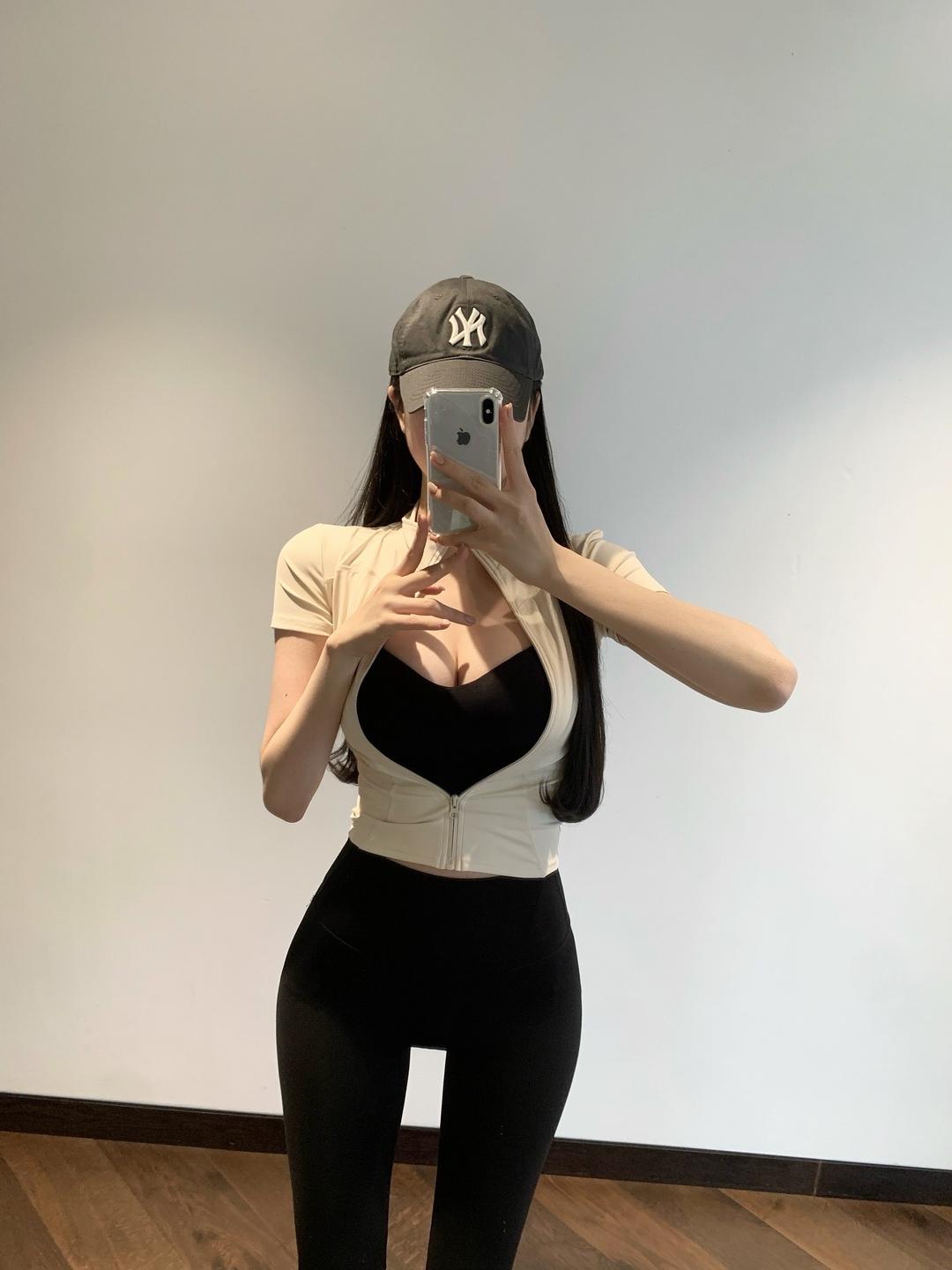 쫀쪼니반팔집업