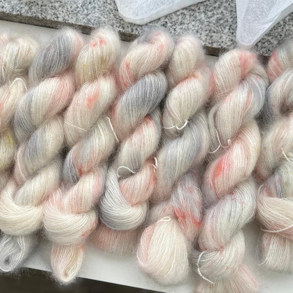 노브 Mohair 모헤어 오밀조밀얀 오밀조밀잡화점 손염색실 핸드다잉얀