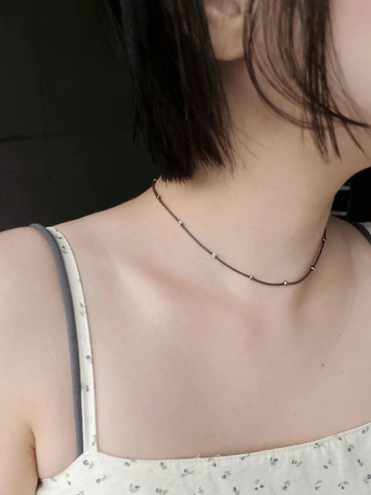 caramel leather chocker