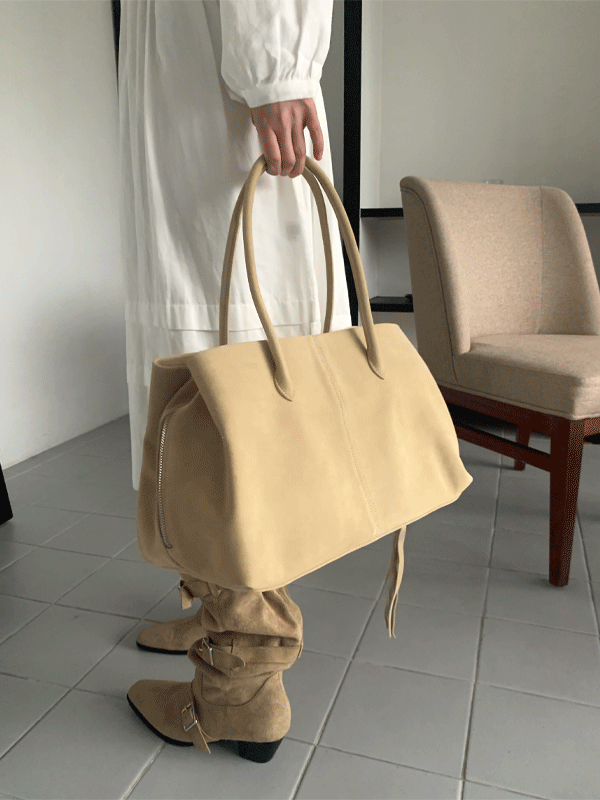 [주문폭주/1-2주 소요] noi suede bag