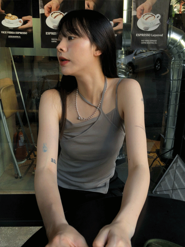 (black, white 당일발송♥) layering sleeveless