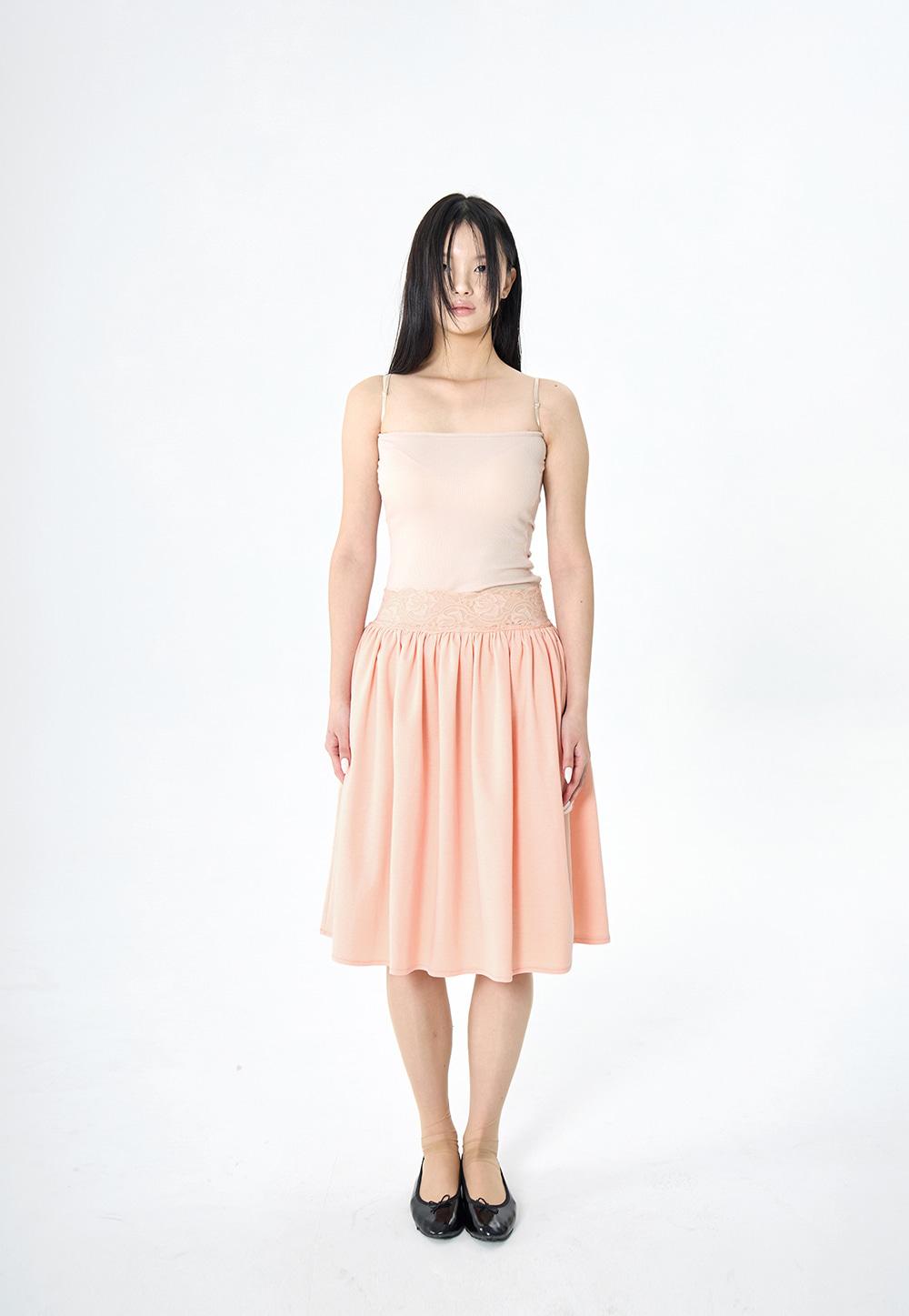 [BR] powder skirt in peach fuzz