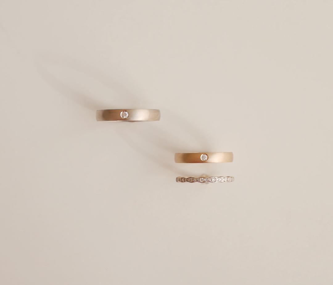 silk textured band
