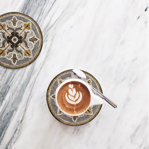 Set of 6 black mosaic vinyl coaster