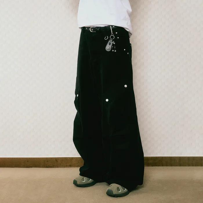 DD studded pin-tuck cargo pants (BLACK)