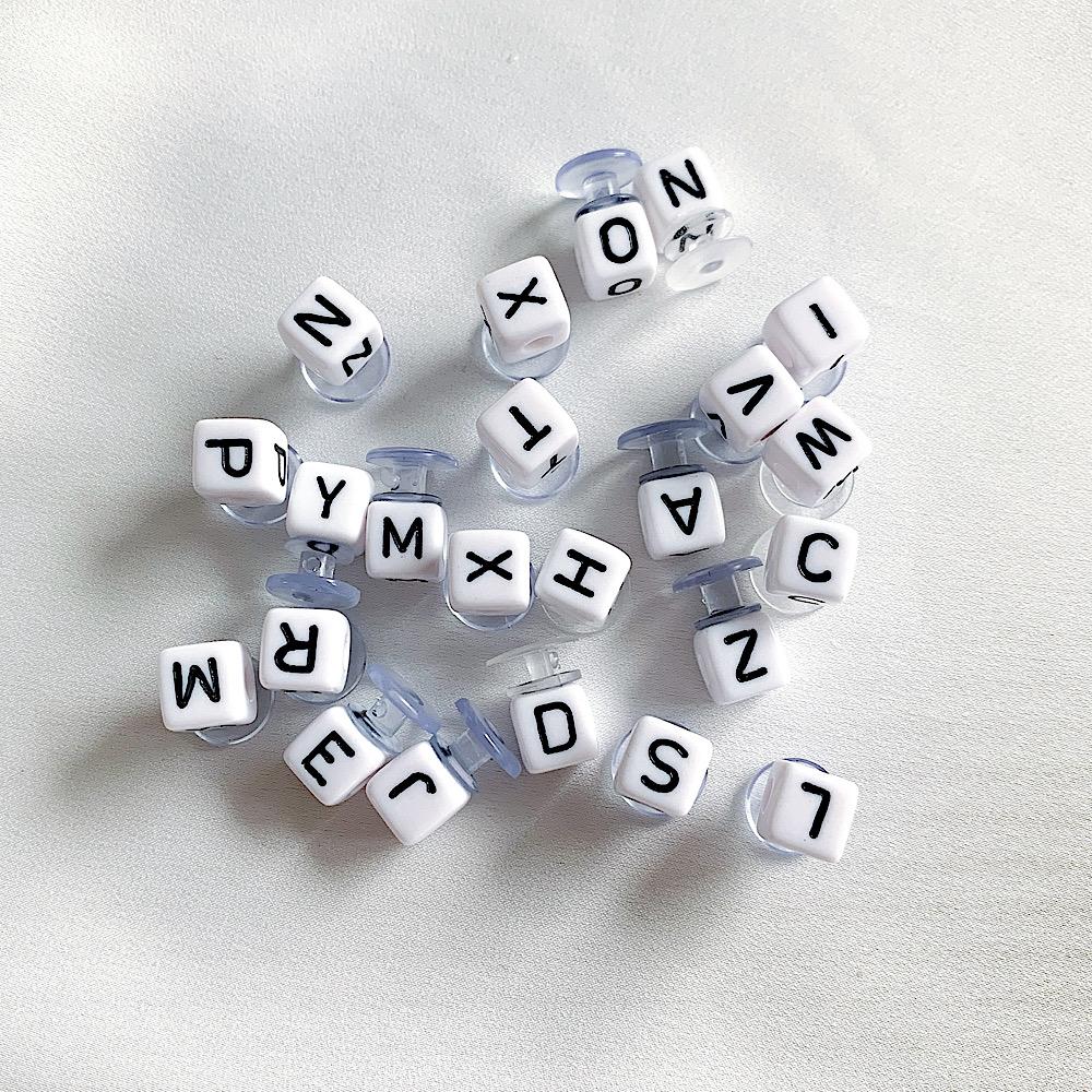 이니셜 지비츠 크록스 알파벳 이름 지비츠