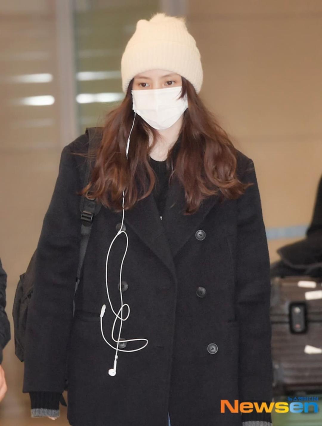 한소희 코트 판매 | 후루츠패밀리