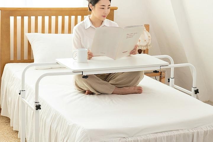 침대 테이블 이동식 바퀴달린 침대용 간이 책상 침대 위 높낮이조절 쇼파 협탁 보조