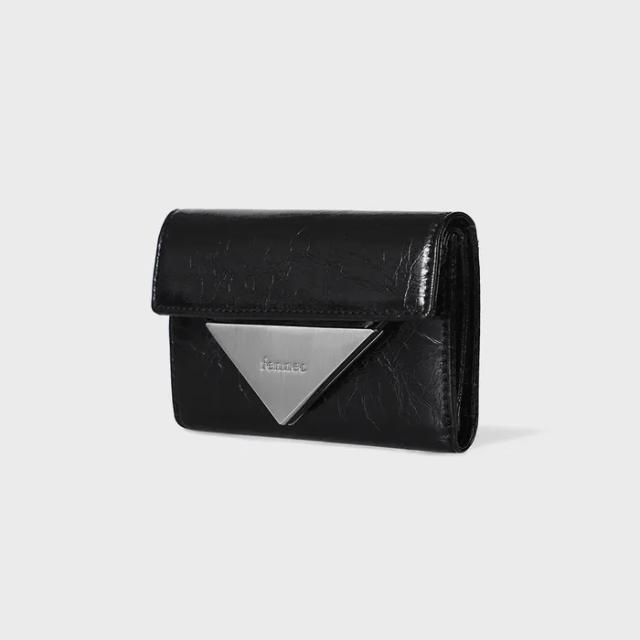 CRINKLE TRIANGLE DOCO WALLET - BLACK