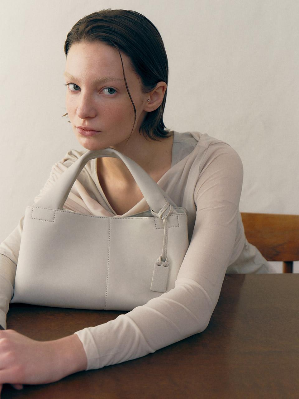 클라우드 토트백 LW5SB2170_KM