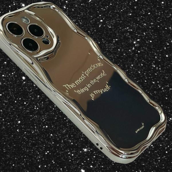 What do you see? Mirror case