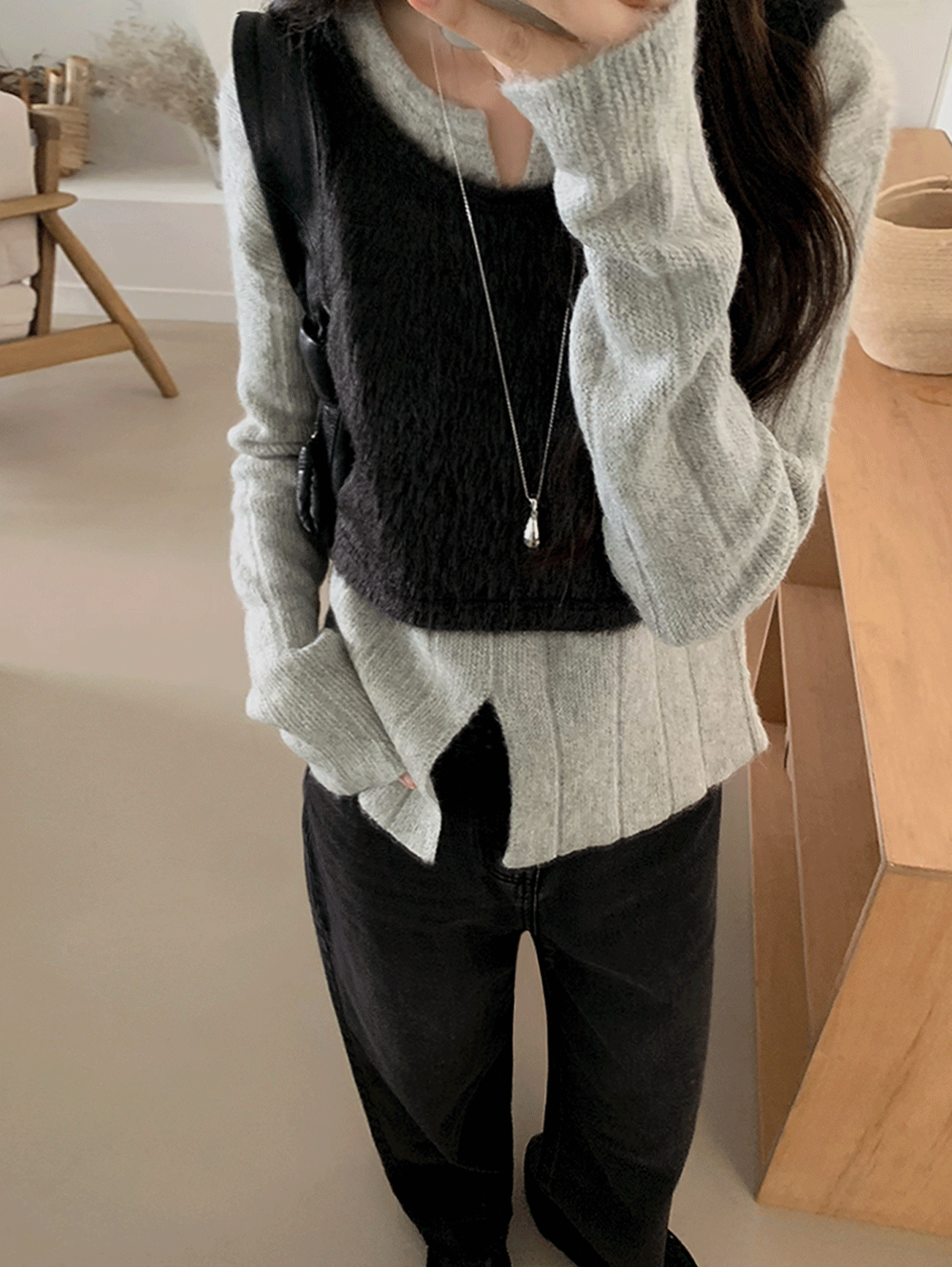 어리틀빗 fur strap bustier top (1color)