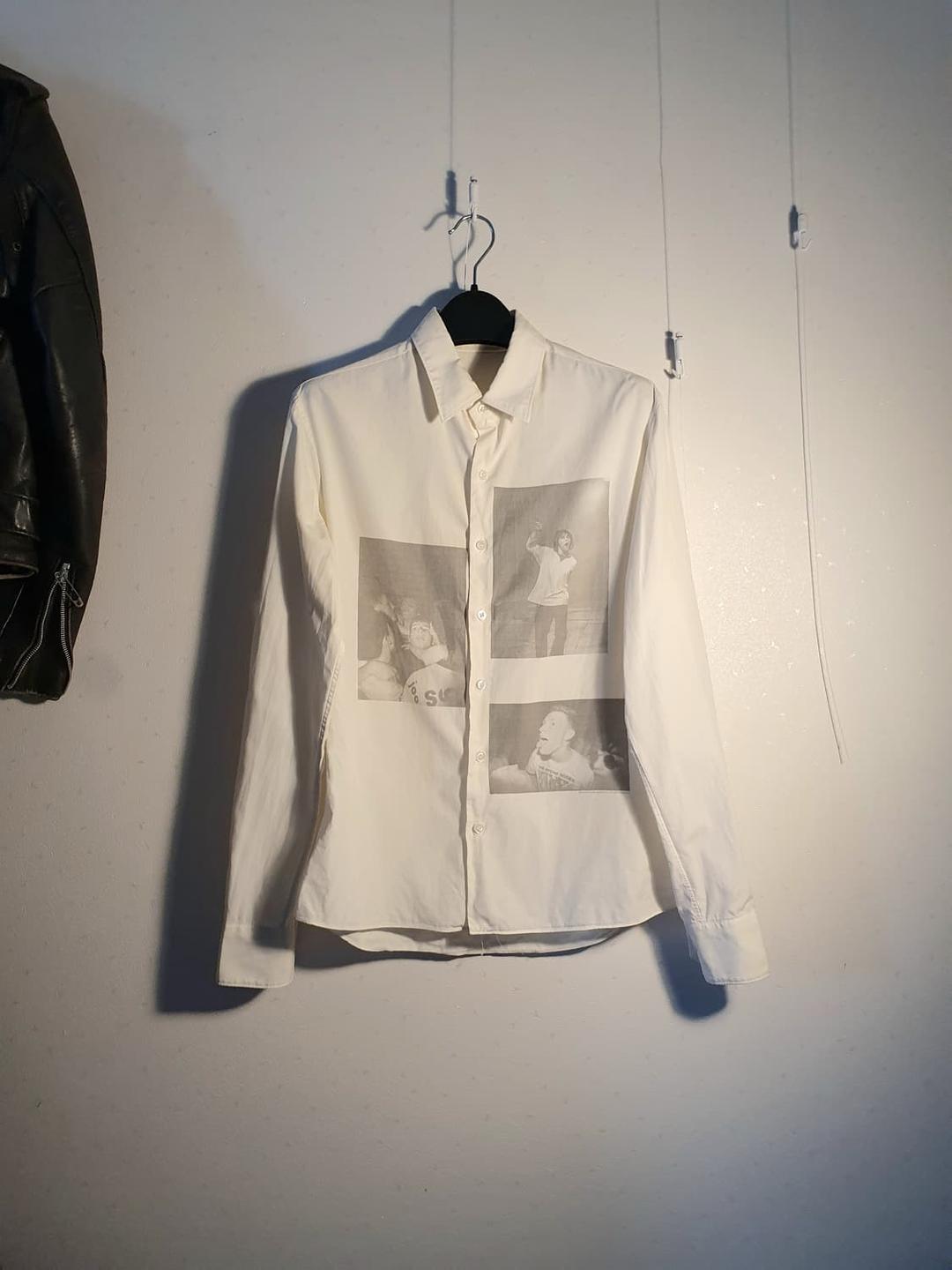 Lad musician stone roses shirt | 후루츠패밀리