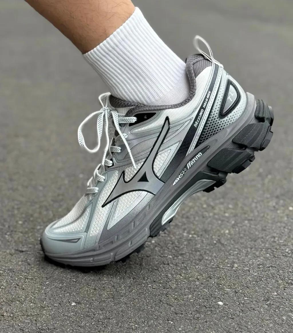 미즈노 할로 믹스 TL 운동화 런닝화 미즈노 쿠션 운동화 미즈노 런닝화 라임스톤 화이트 D1GH251202