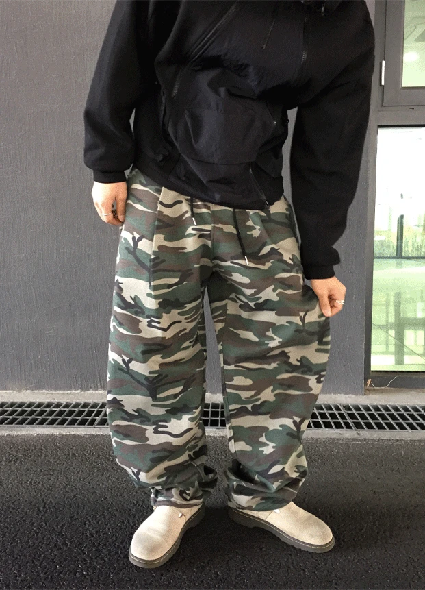 carib camo sweat pants (2C)