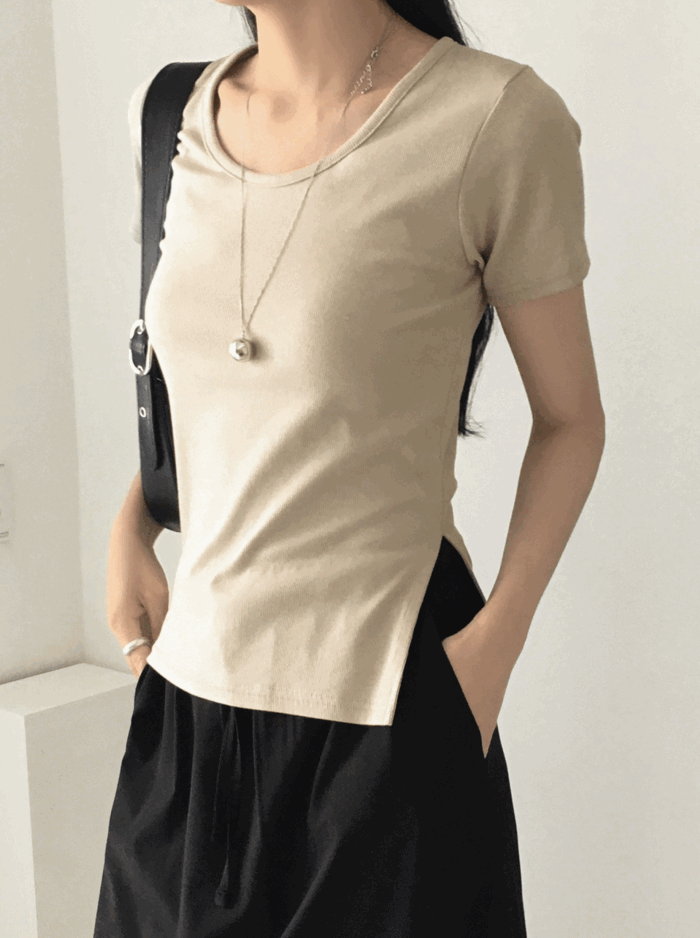 98도씨 [-3kg핏🖤] 슬릿 U넥 트임 반팔T