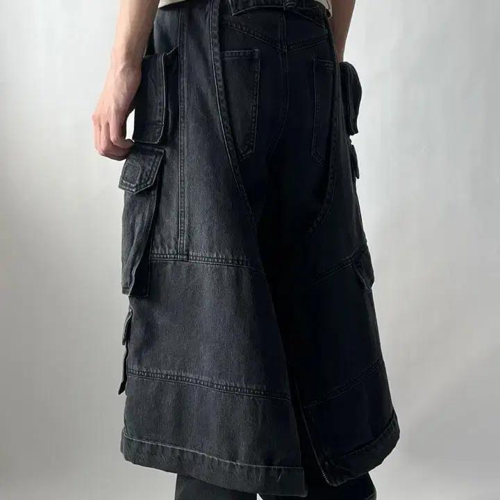 JUUN. J 준지 2021 SS 컬렉션 멀티 카고 포켓 스커트 팬츠