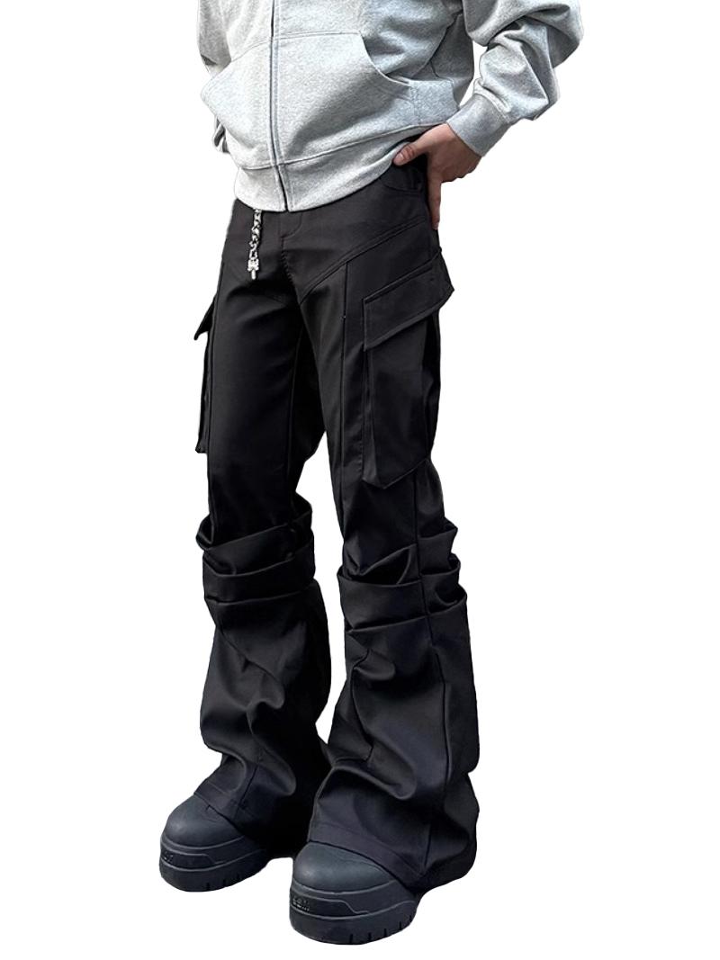 레블 Multi Pocket Pleated Cargo Flared Pants