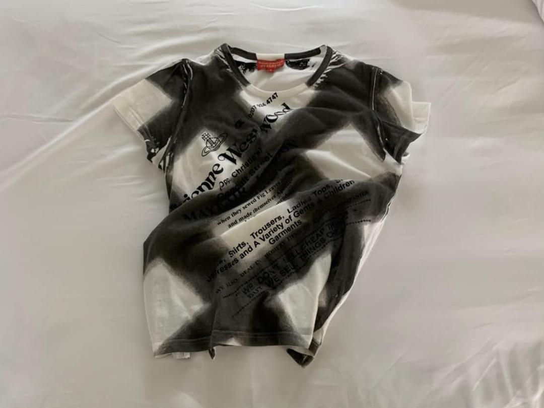 비비안웨스트우드 빈티지 프린팅 티셔츠 | 후루츠패밀리