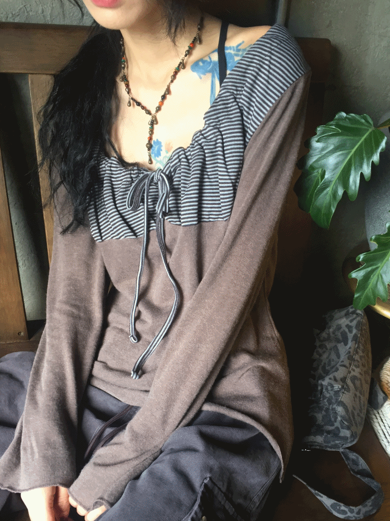 모래하우스 프랭키 투톤 블라우스